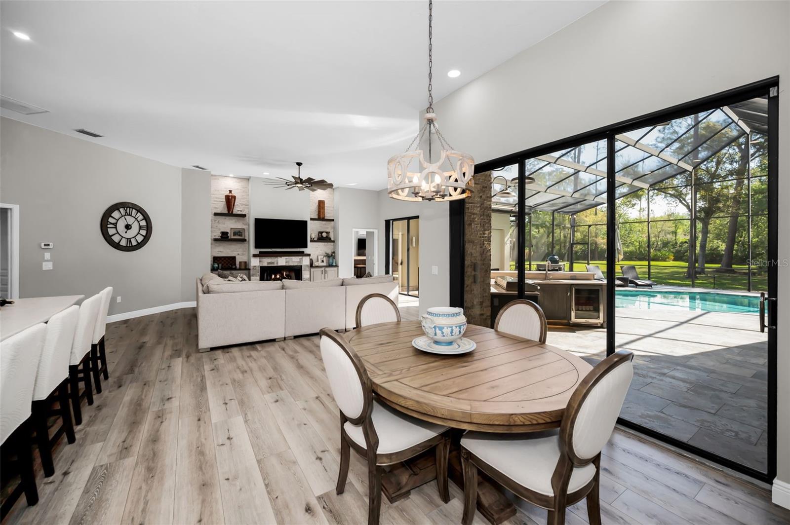 ABERDEEN UNIT ONE - Residential