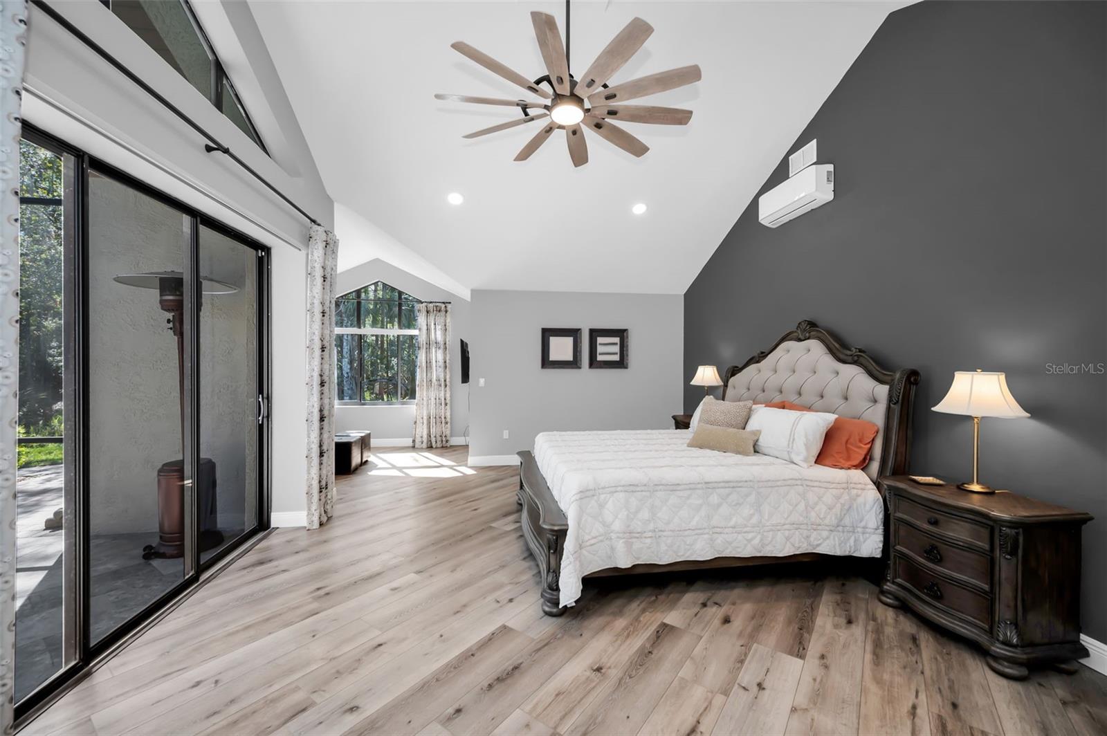 ABERDEEN UNIT ONE - Residential