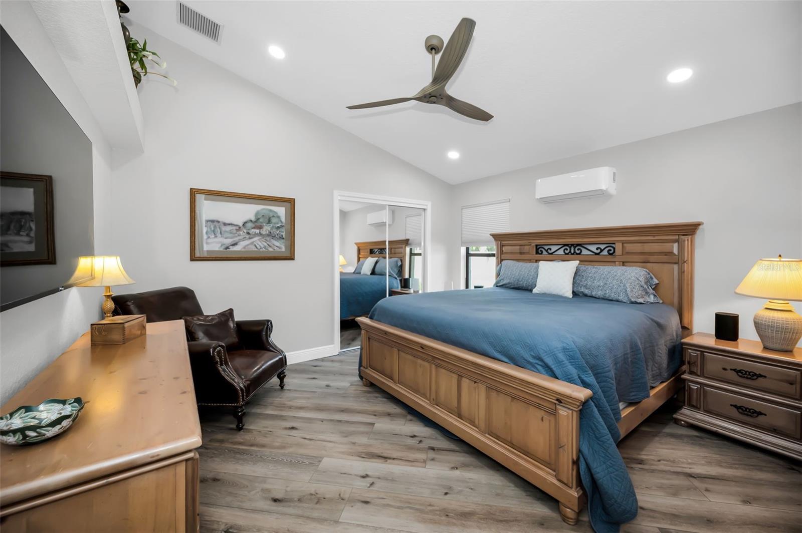 ABERDEEN UNIT ONE - Residential