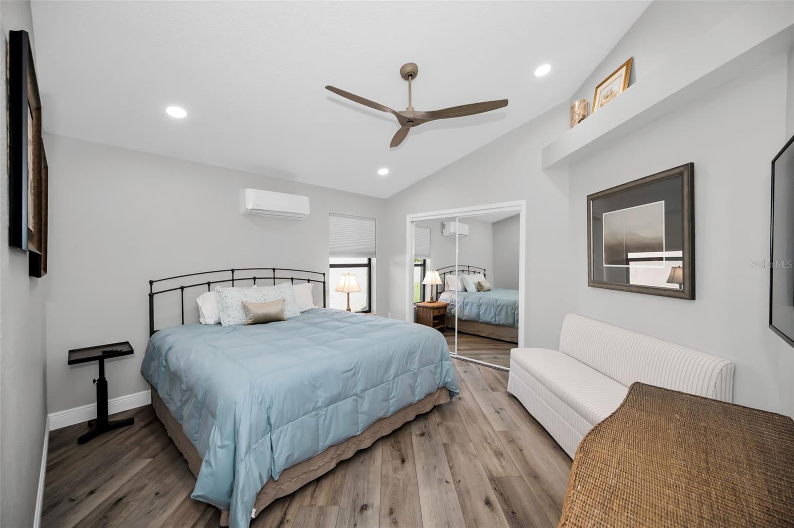 ABERDEEN UNIT ONE - Residential