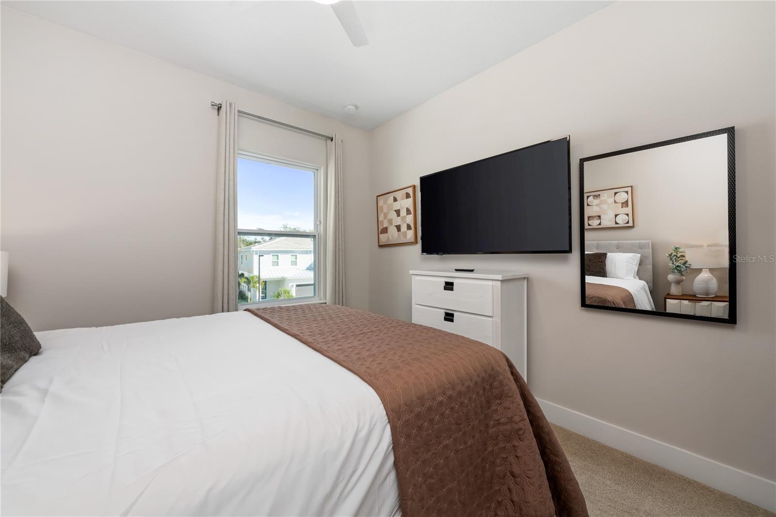SPECTRUM AT REUNION PH 2 - Residential Lease