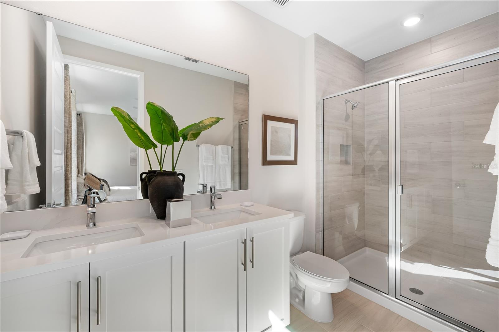 SPECTRUM AT REUNION PH 2 - Residential Lease