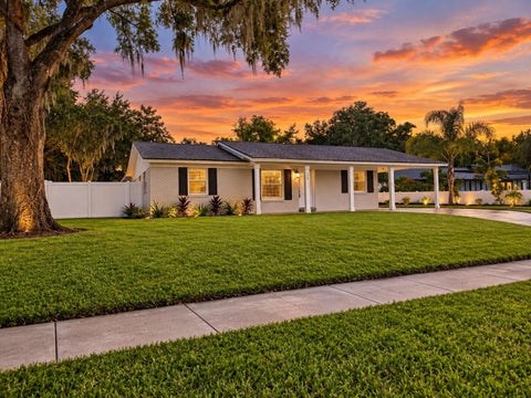 Photo of 24 W Garden Avenue, Winter Garden, FL 34787 (MLS # O6446518)