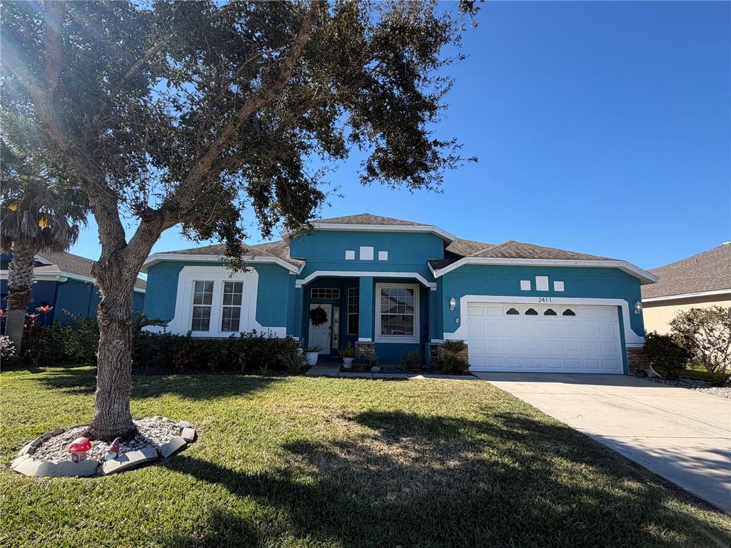 Photo of 2411 129th Avenue E, Parrish, FL 34219 (MLS # A4680315)