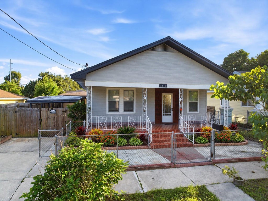 Photo of 1411 E 24th Avenue, Tampa, FL 33605 (MLS # TB8563069)