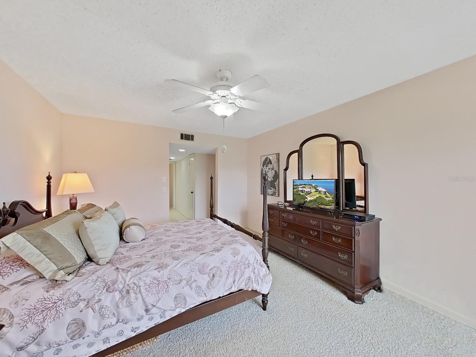 MARINER VILLAGE NORTHWEST CONDO - Residential