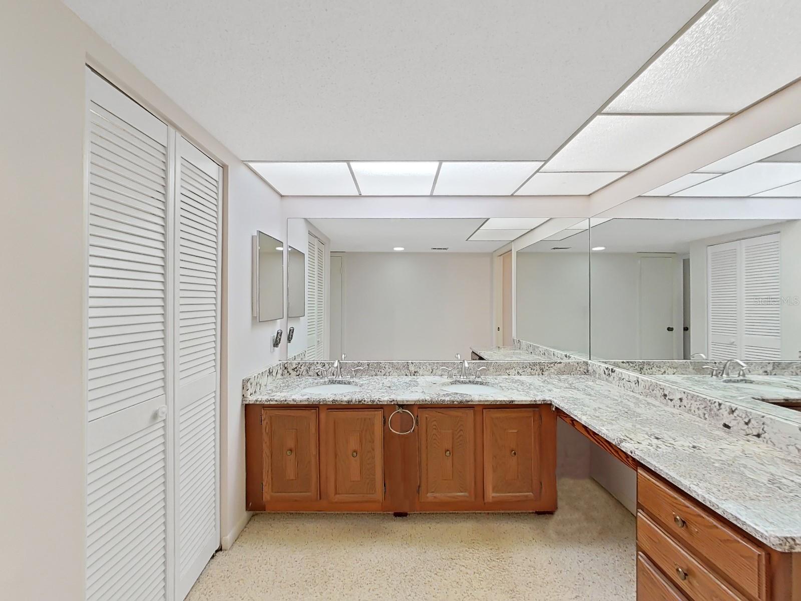 MARINER VILLAGE NORTHWEST CONDO - Residential