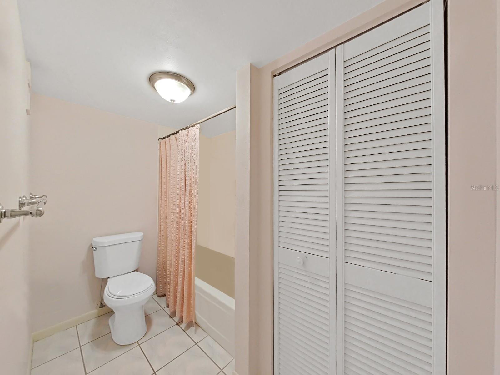 MARINER VILLAGE NORTHWEST CONDO - Residential