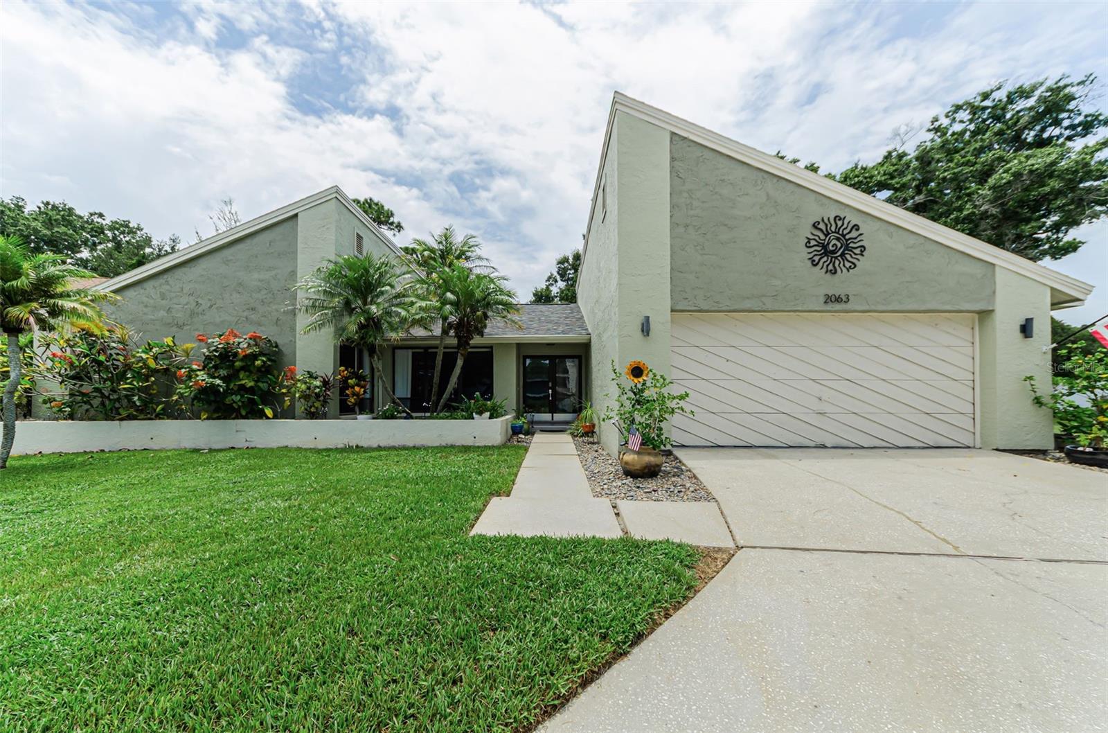2063 BROOKSIDE DRIVE