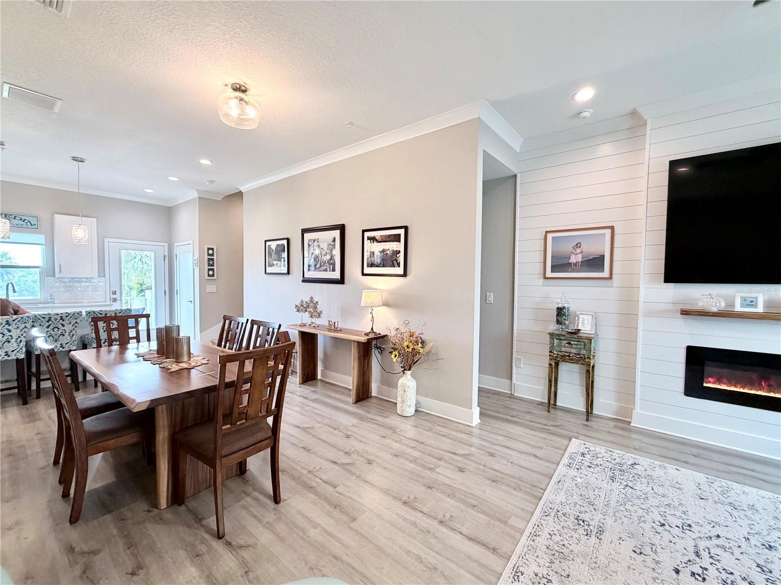 HIGHLAND TOWNHOMES PHASE II LOT 56 - Residential Lease