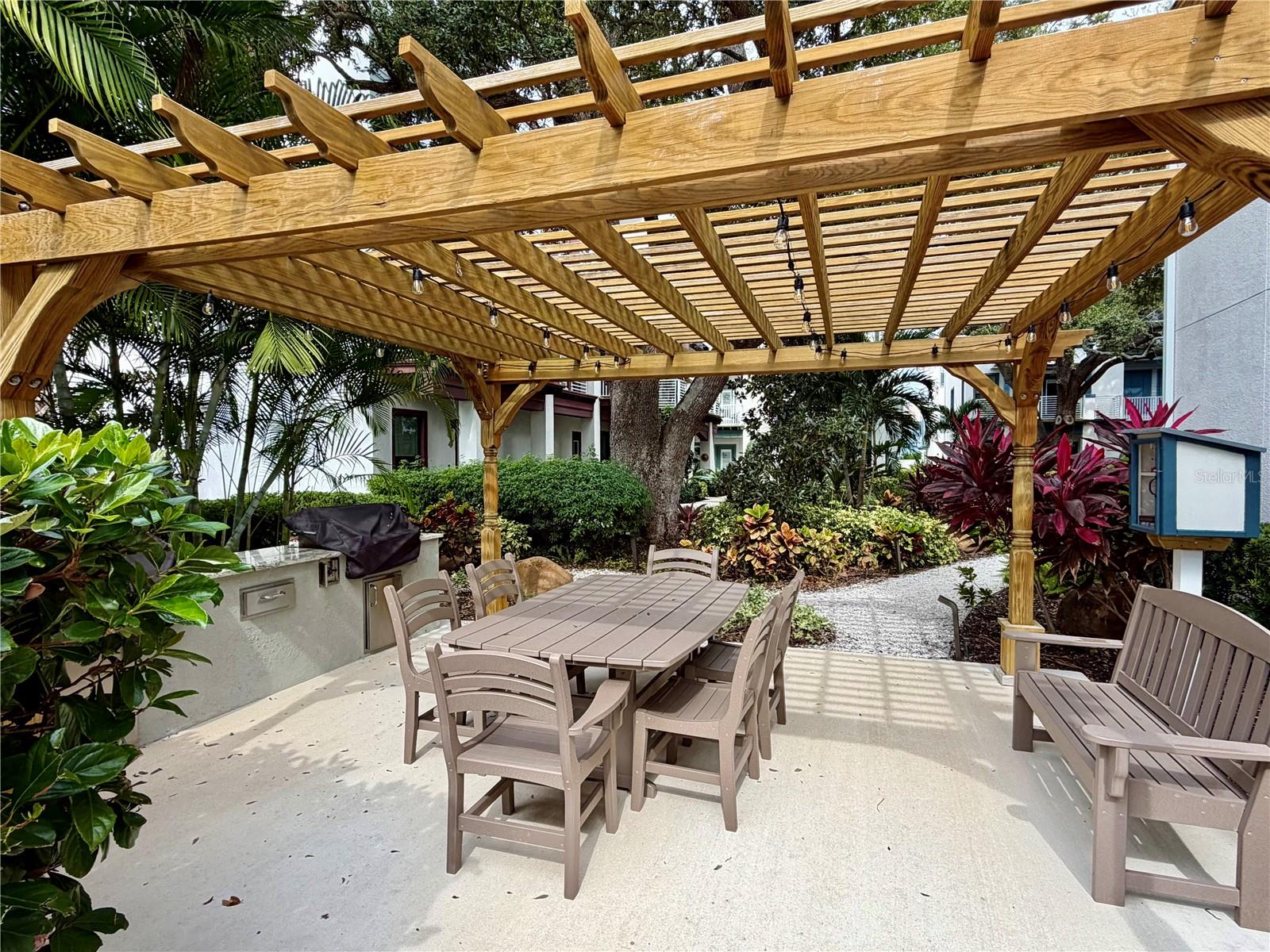 HIGHLAND TOWNHOMES PHASE II LOT 56 - Residential Lease