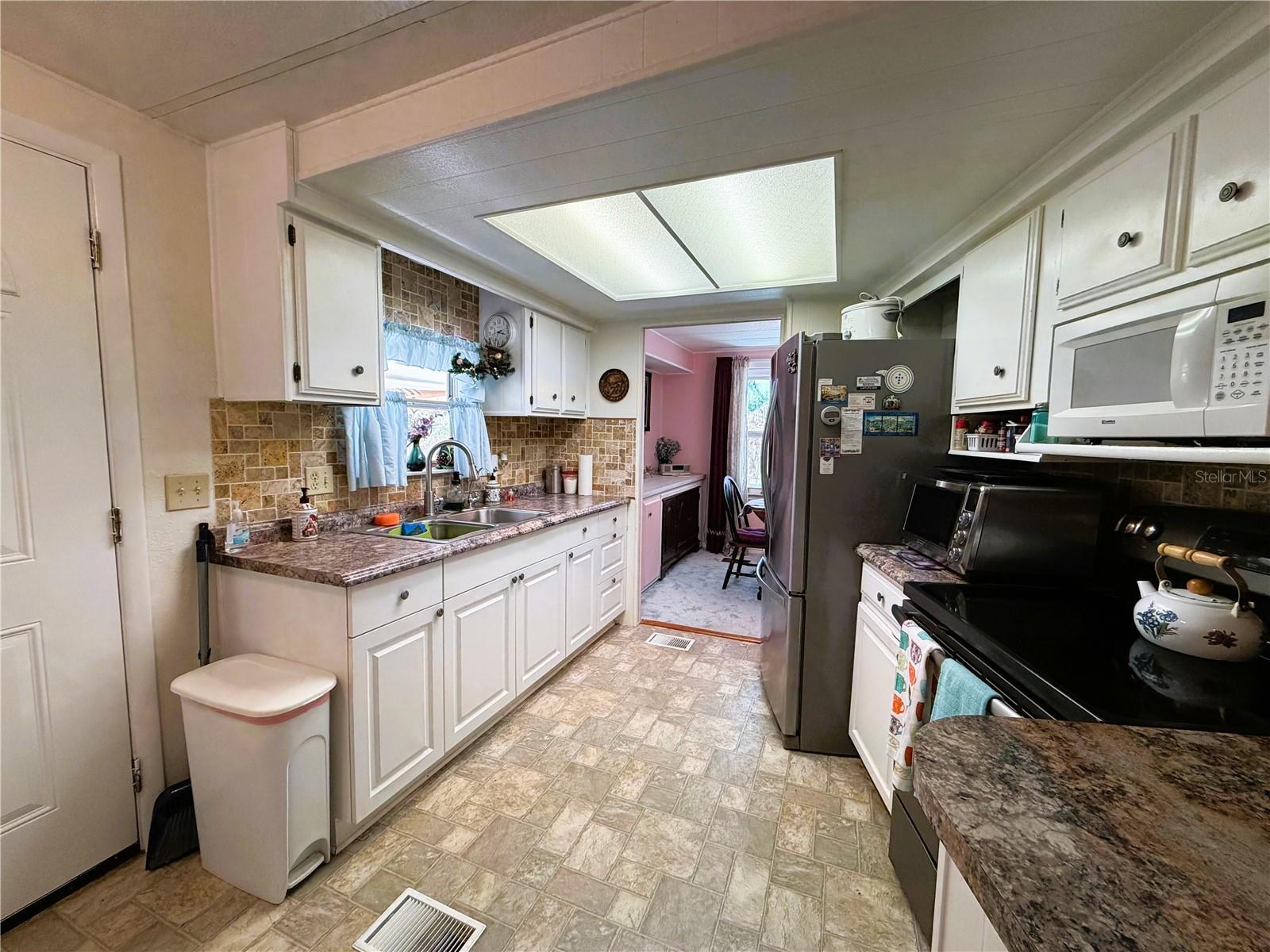 HAWTHORNE AT LEESBURG A COOP - Residential