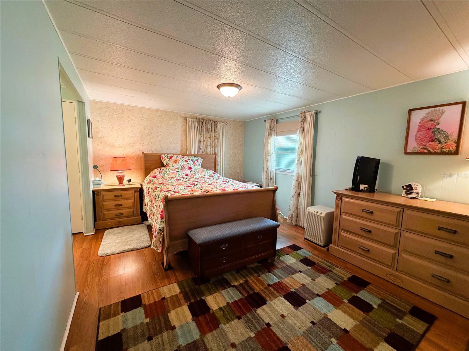 HAWTHORNE AT LEESBURG A COOP - Residential