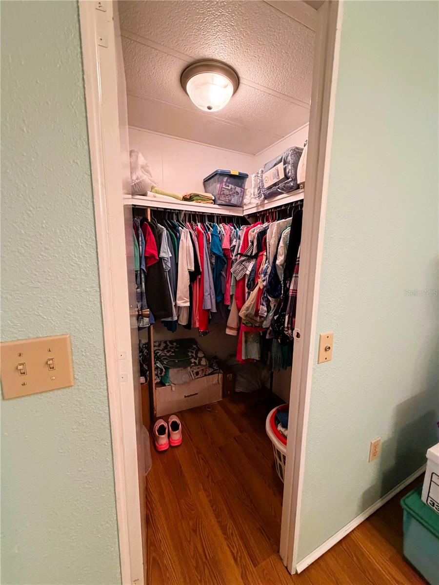 HAWTHORNE AT LEESBURG A COOP - Residential