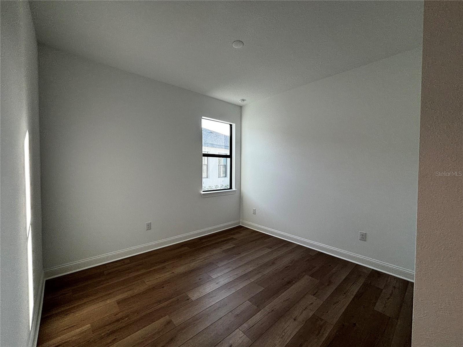 5687 FREESTONE CIRCLE