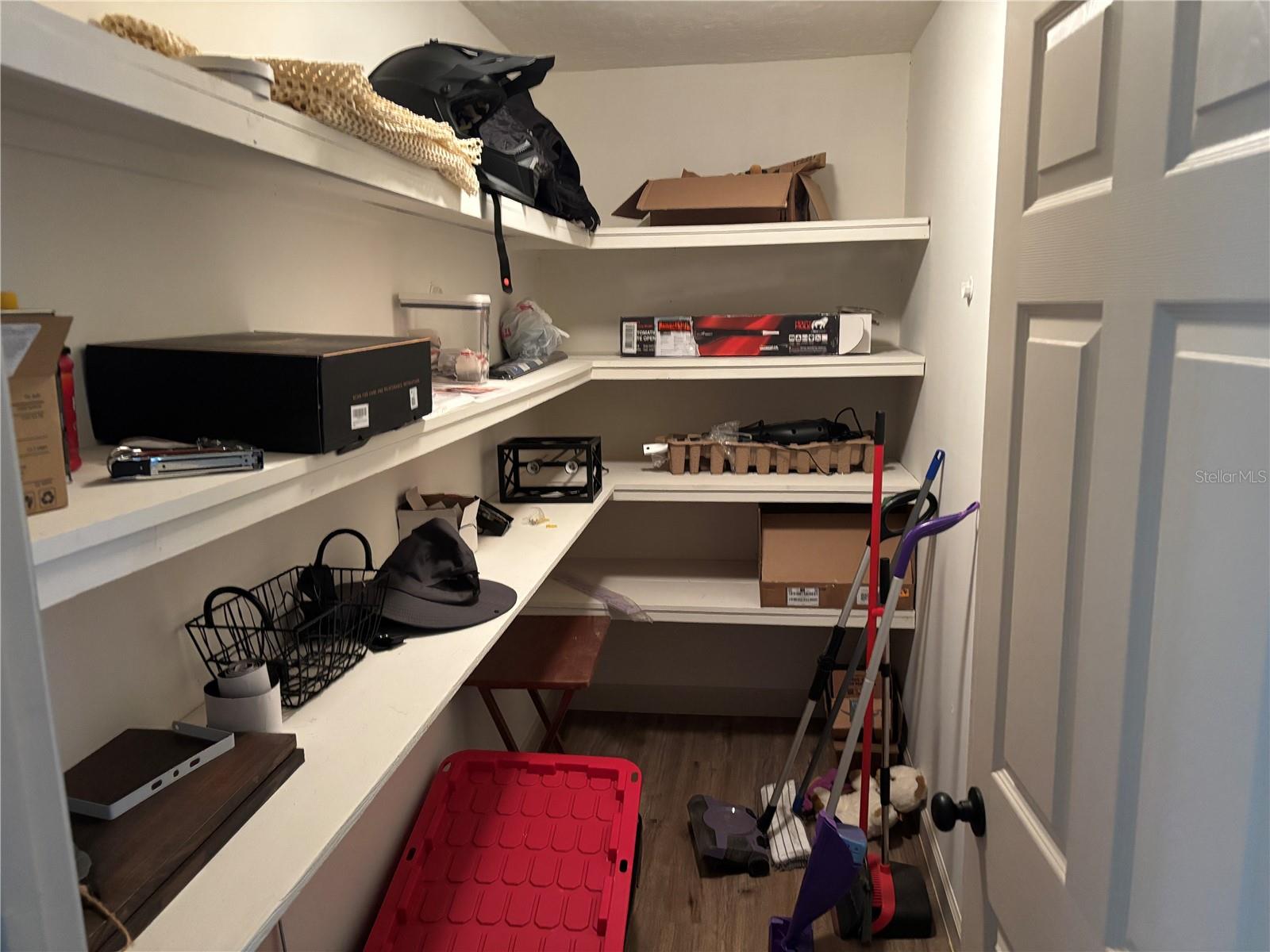 MEADOWBROOK RANCHES - Residential