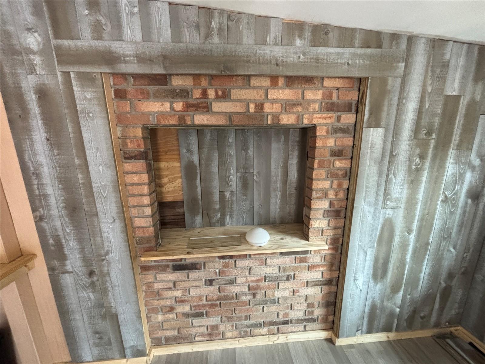 MEADOWBROOK RANCHES - Residential