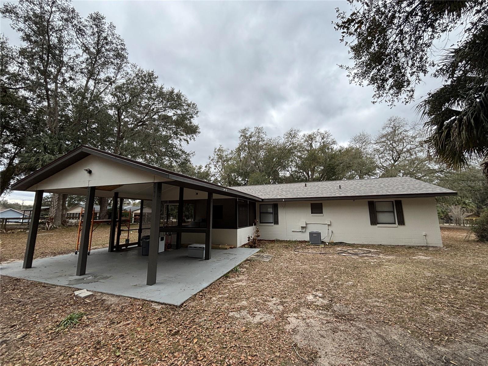 MEADOWBROOK RANCHES - Residential