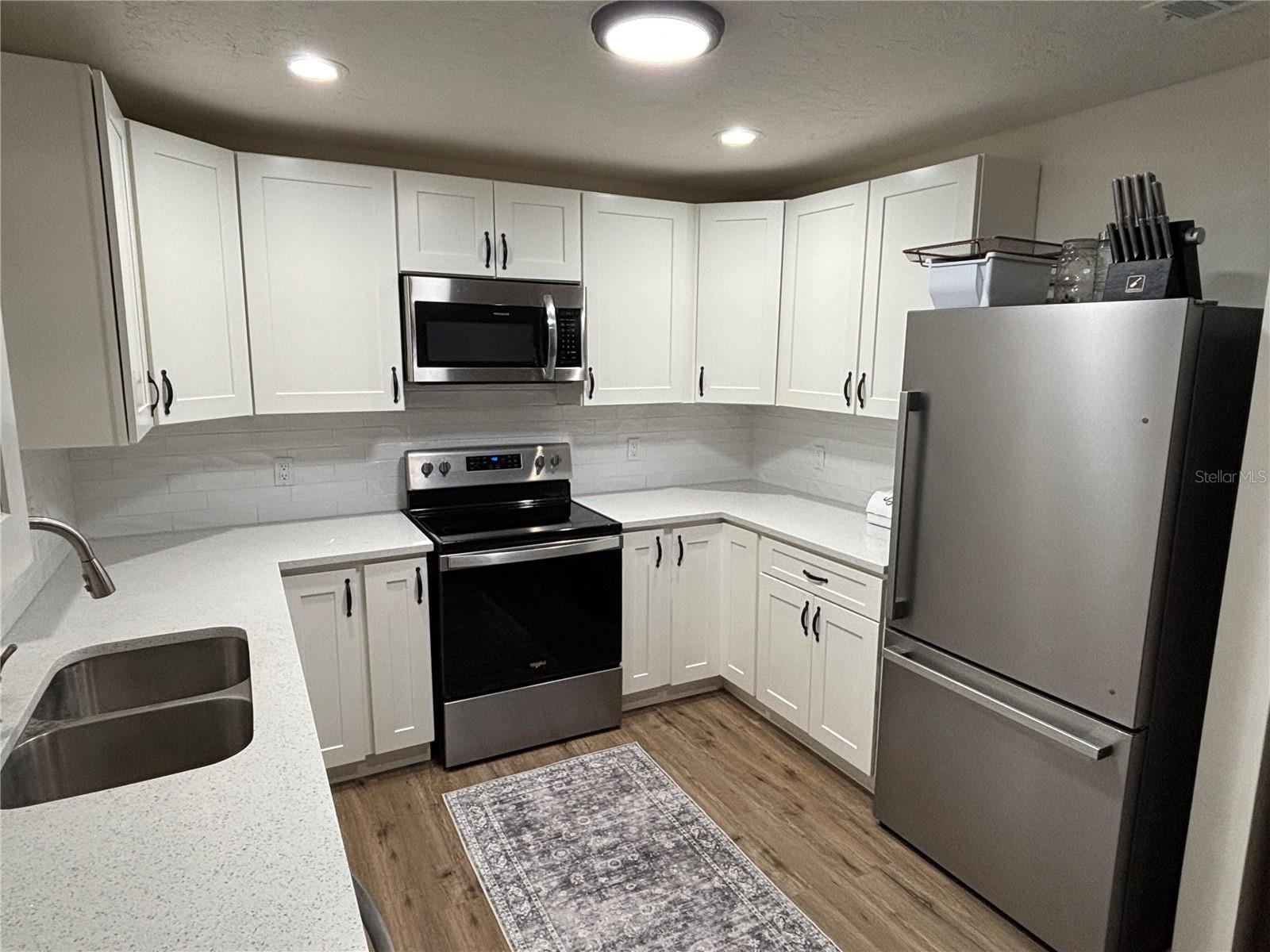 MEADOWBROOK RANCHES - Residential