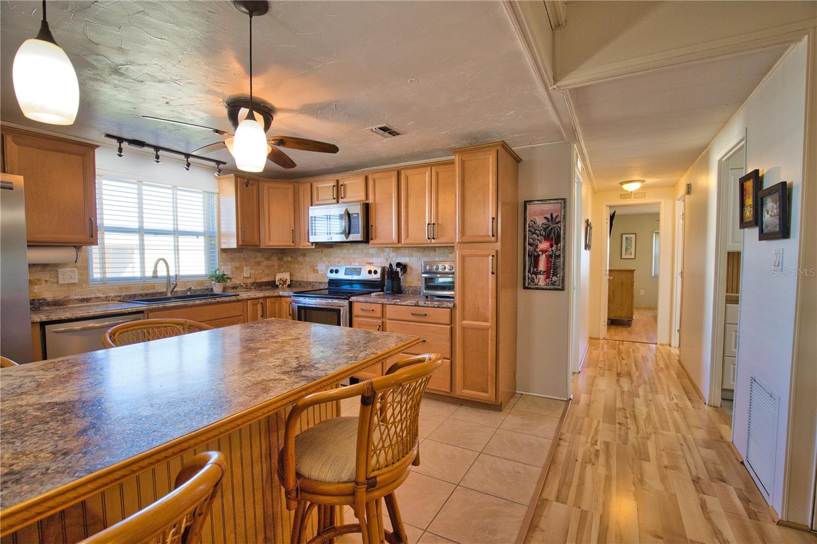 LA CASA MHP CO-OP - Residential