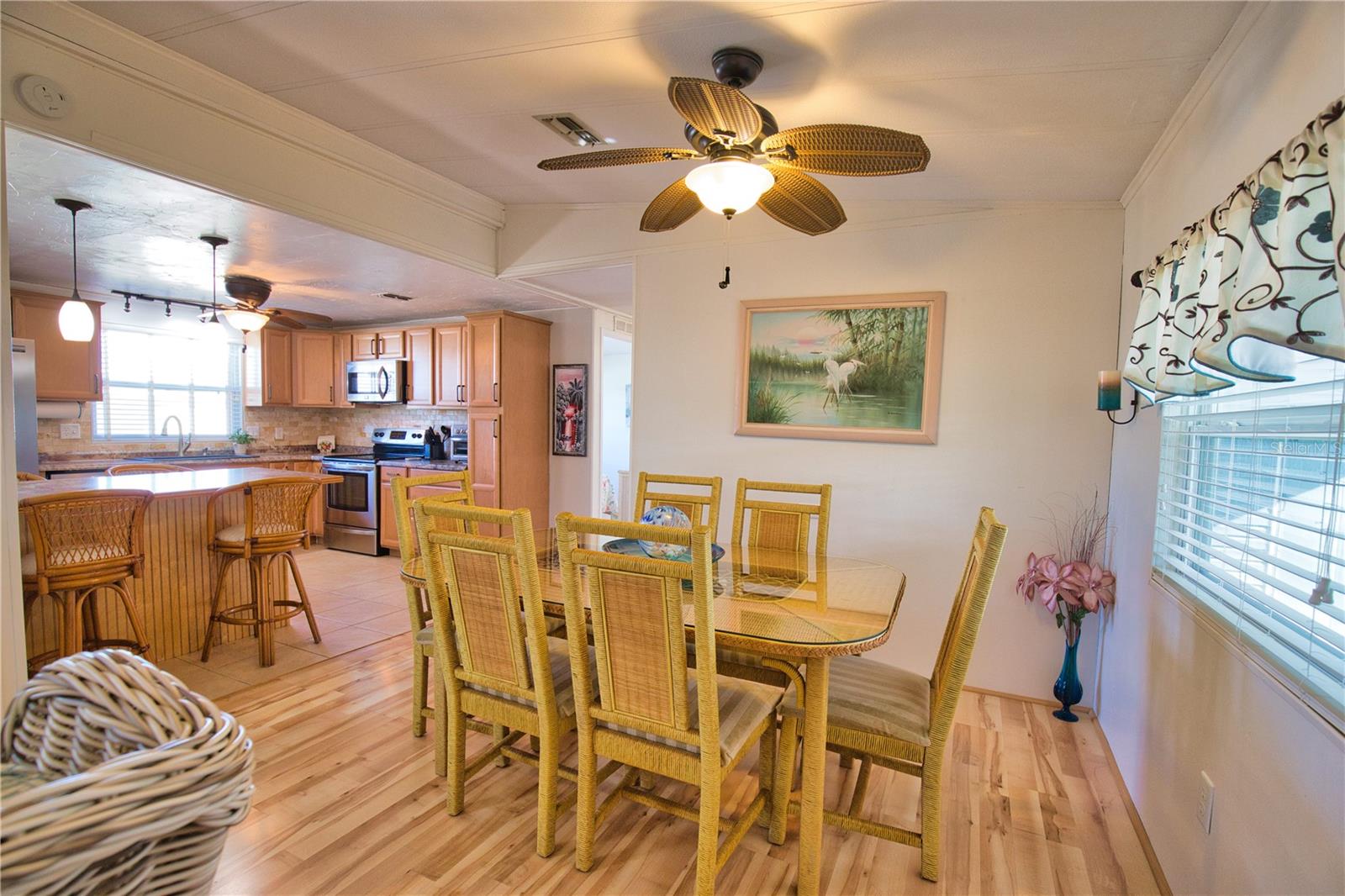 LA CASA MHP CO-OP - Residential