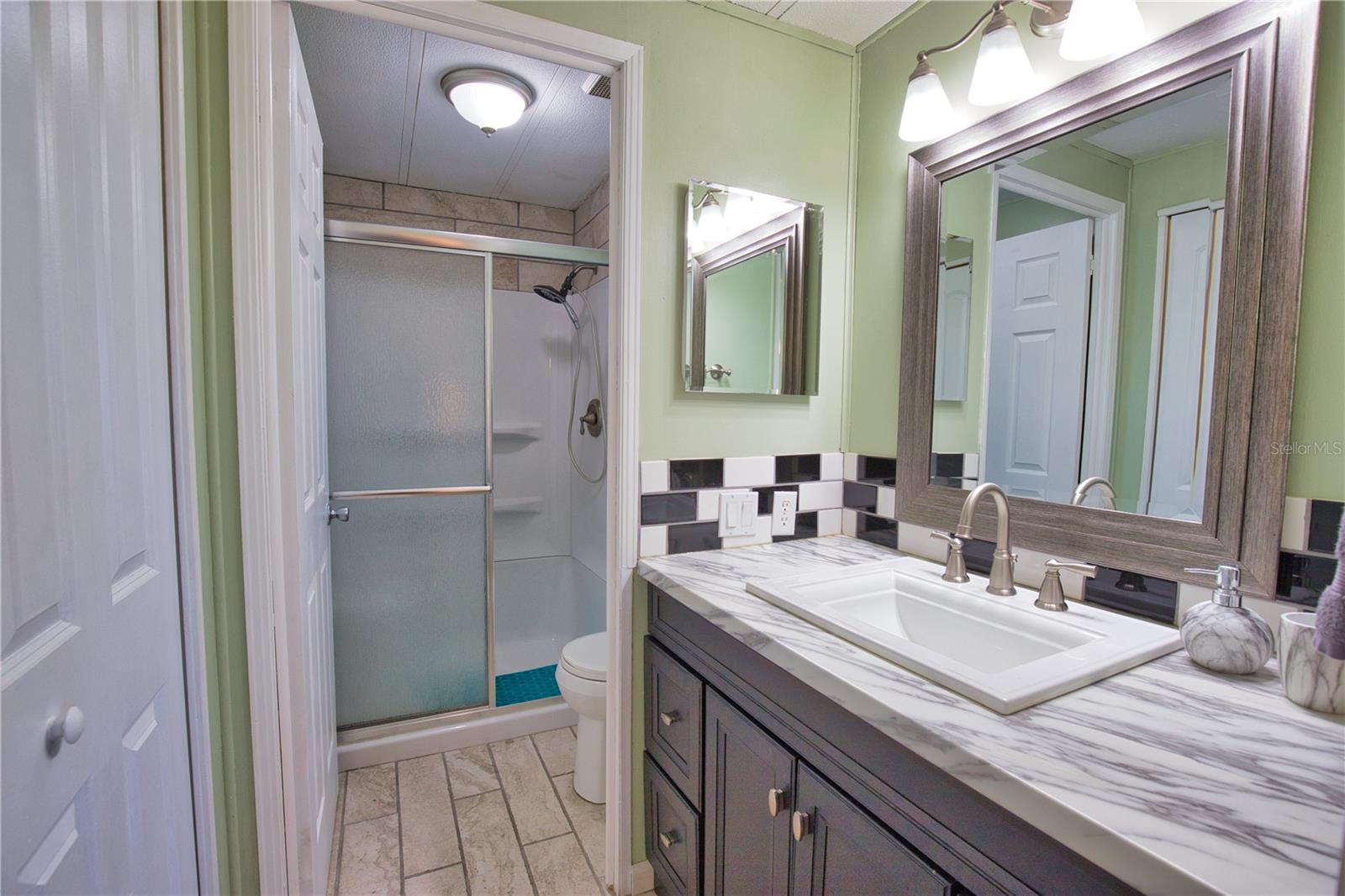 LA CASA MHP CO-OP - Residential