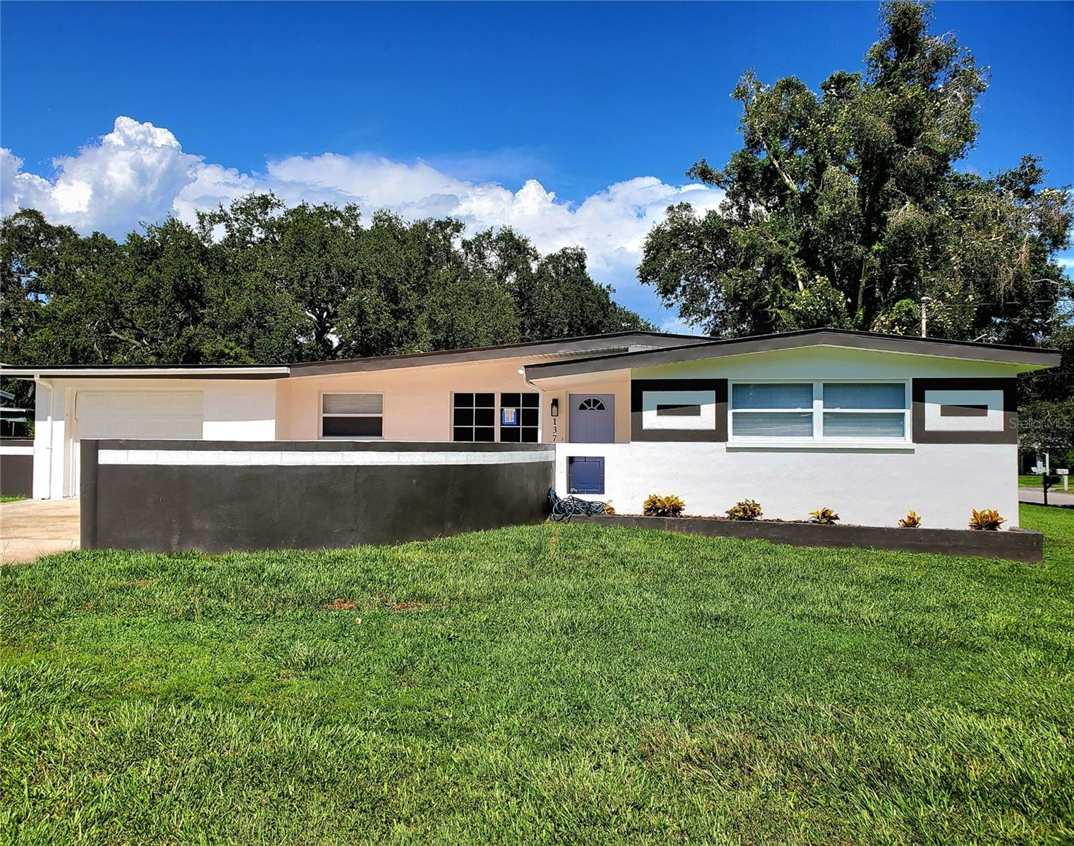 1373 FAIRFAX ROAD
