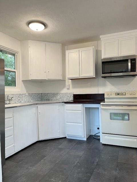 WALTS ADD 02 DELAND - Residential Lease