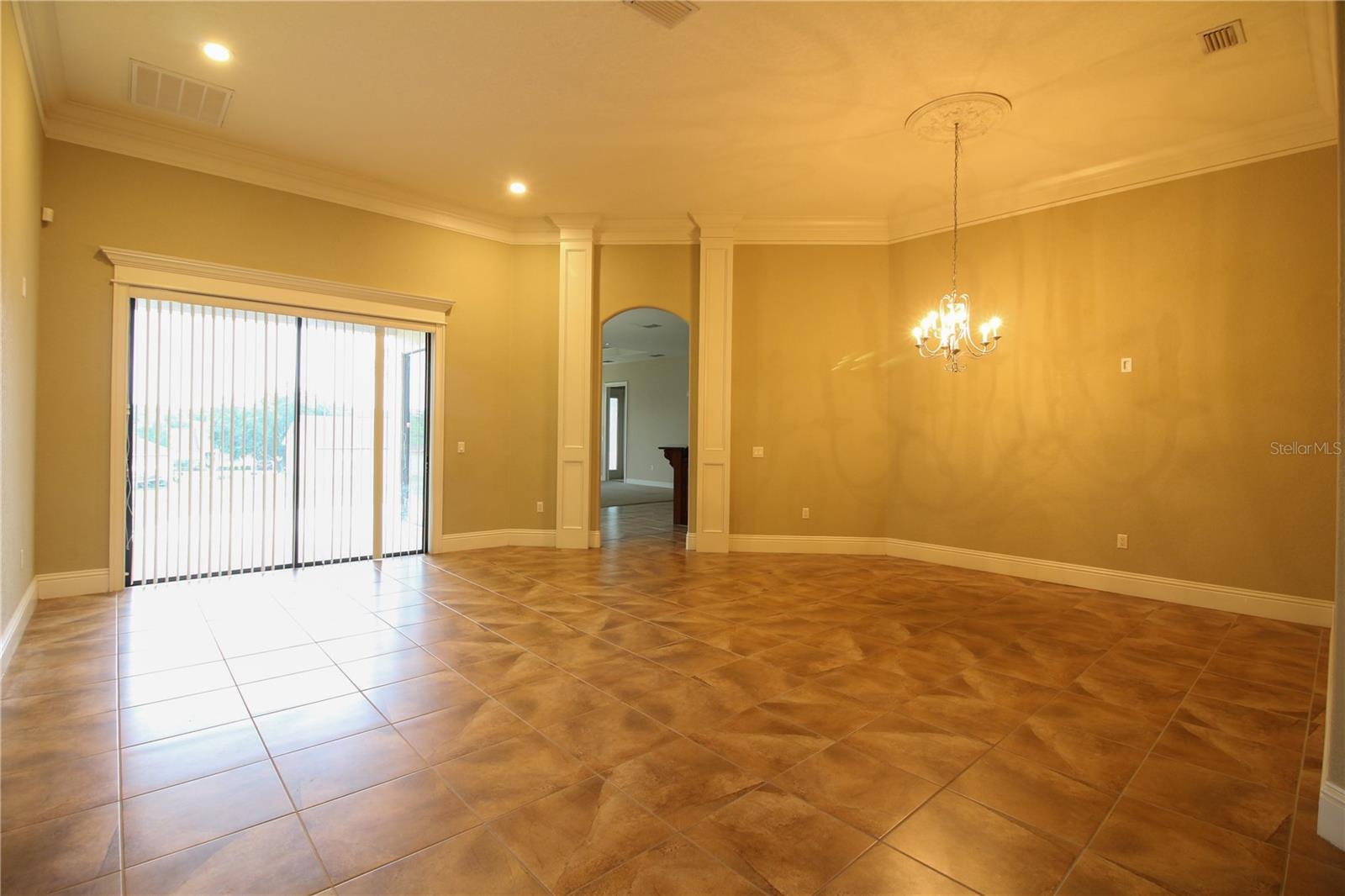 VINTAGE VIEW PH 02 - Residential Lease