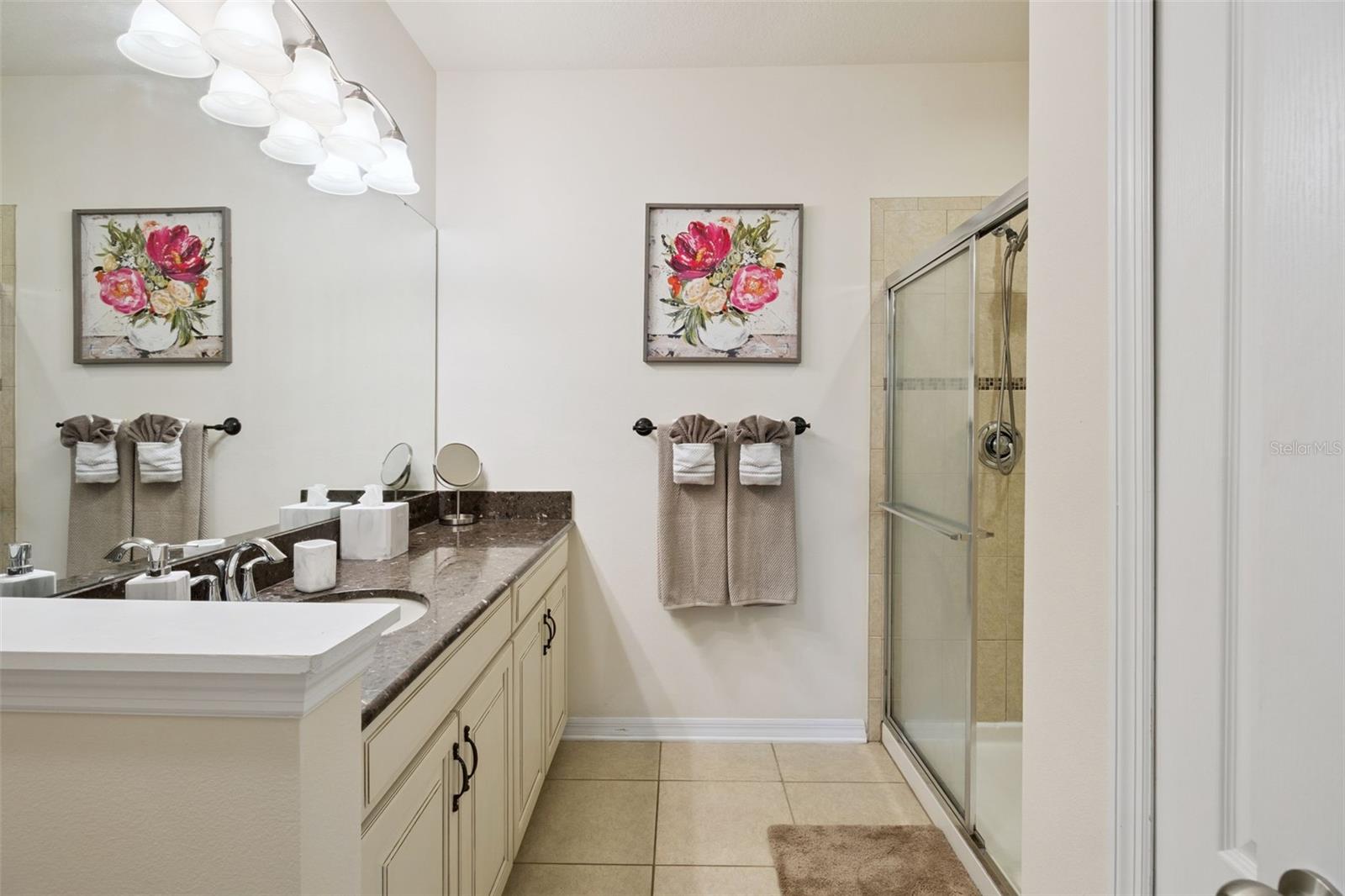 RESERVE/MDW LAKE A-I K M O Q T - Residential