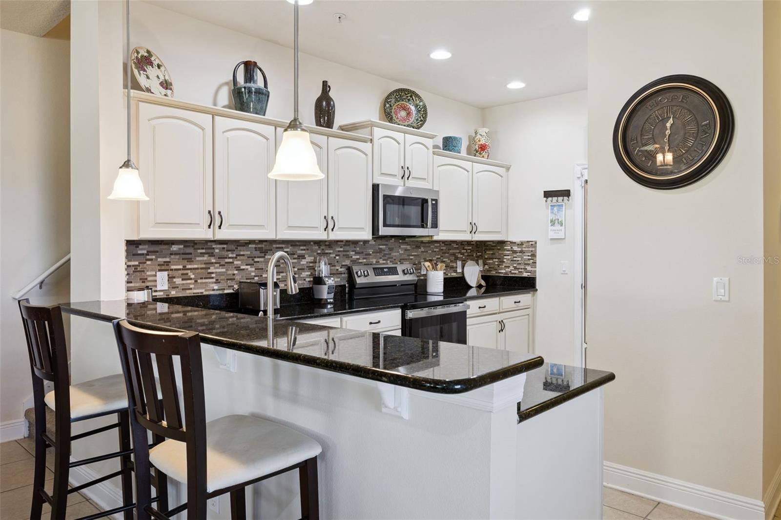 RESERVE/MDW LAKE A-I K M O Q T - Residential