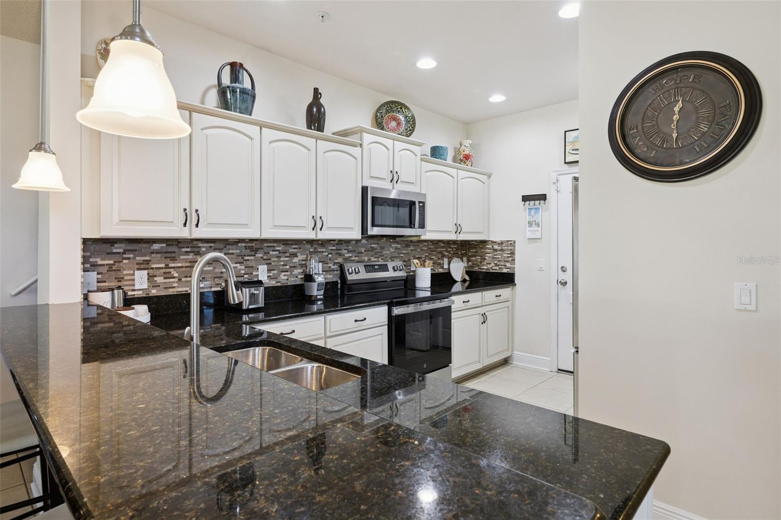 RESERVE/MDW LAKE A-I K M O Q T - Residential