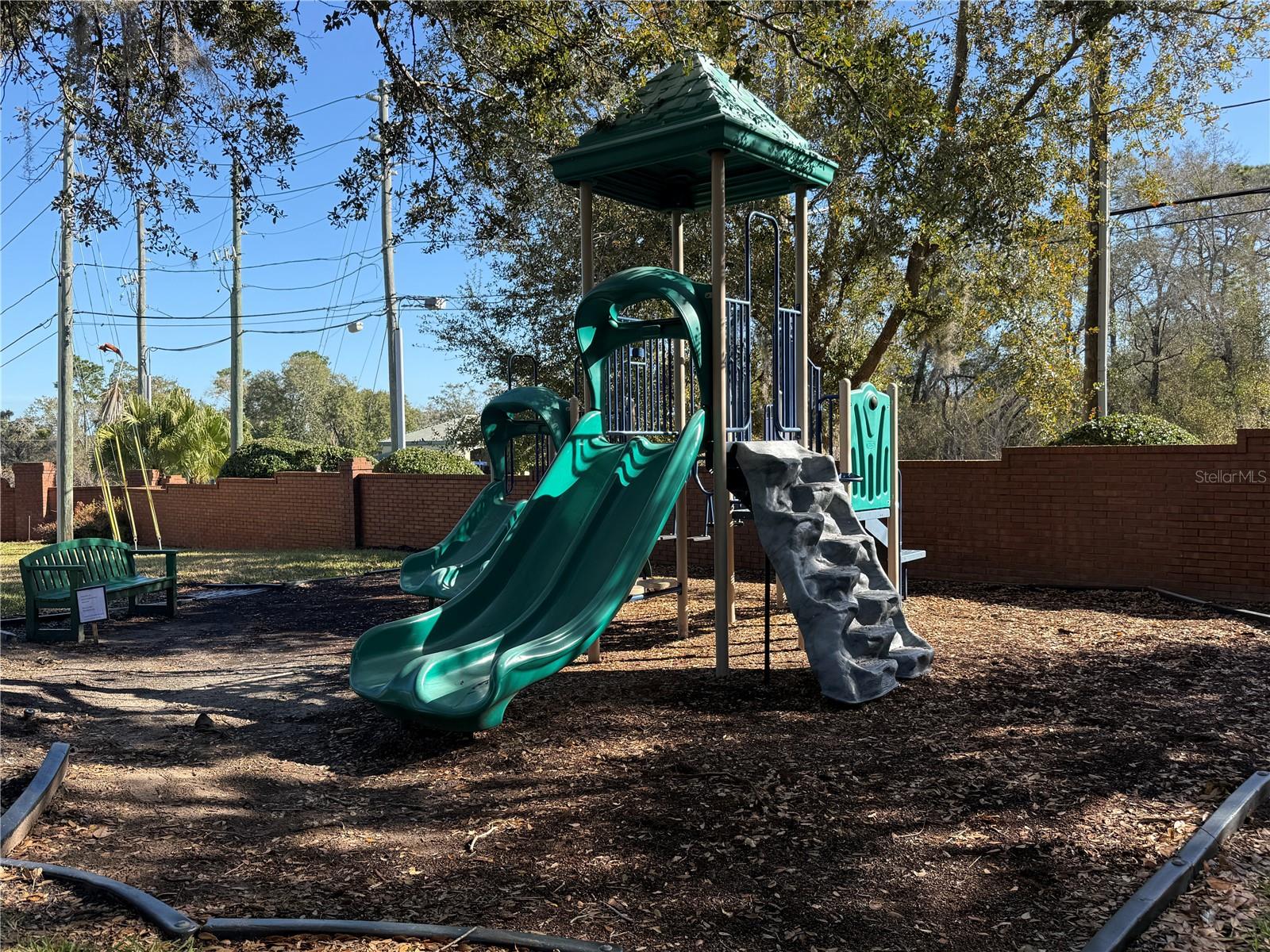 RESERVE/MDW LAKE A-I K M O Q T - Residential