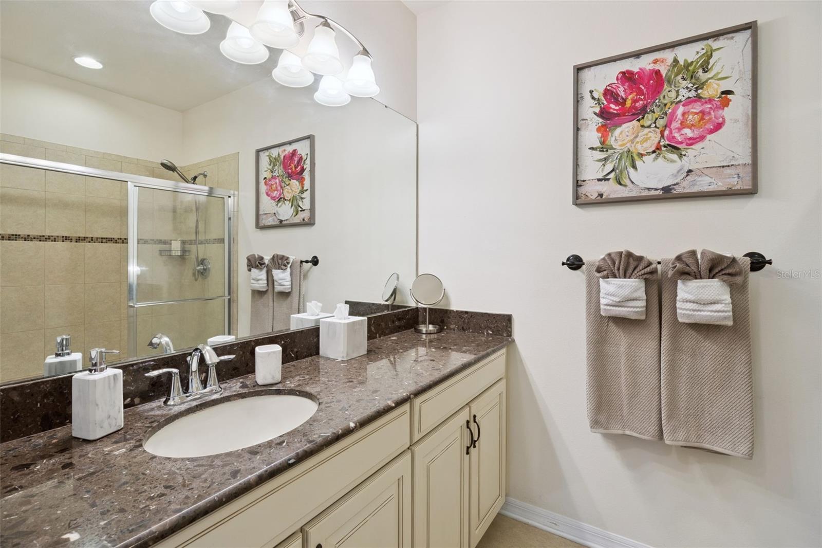 RESERVE/MDW LAKE A-I K M O Q T - Residential