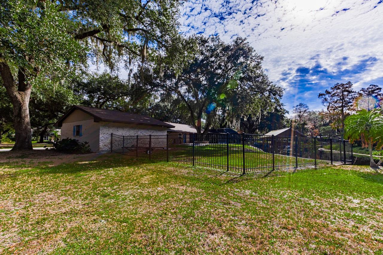 MAJESTIC OAKS - Residential