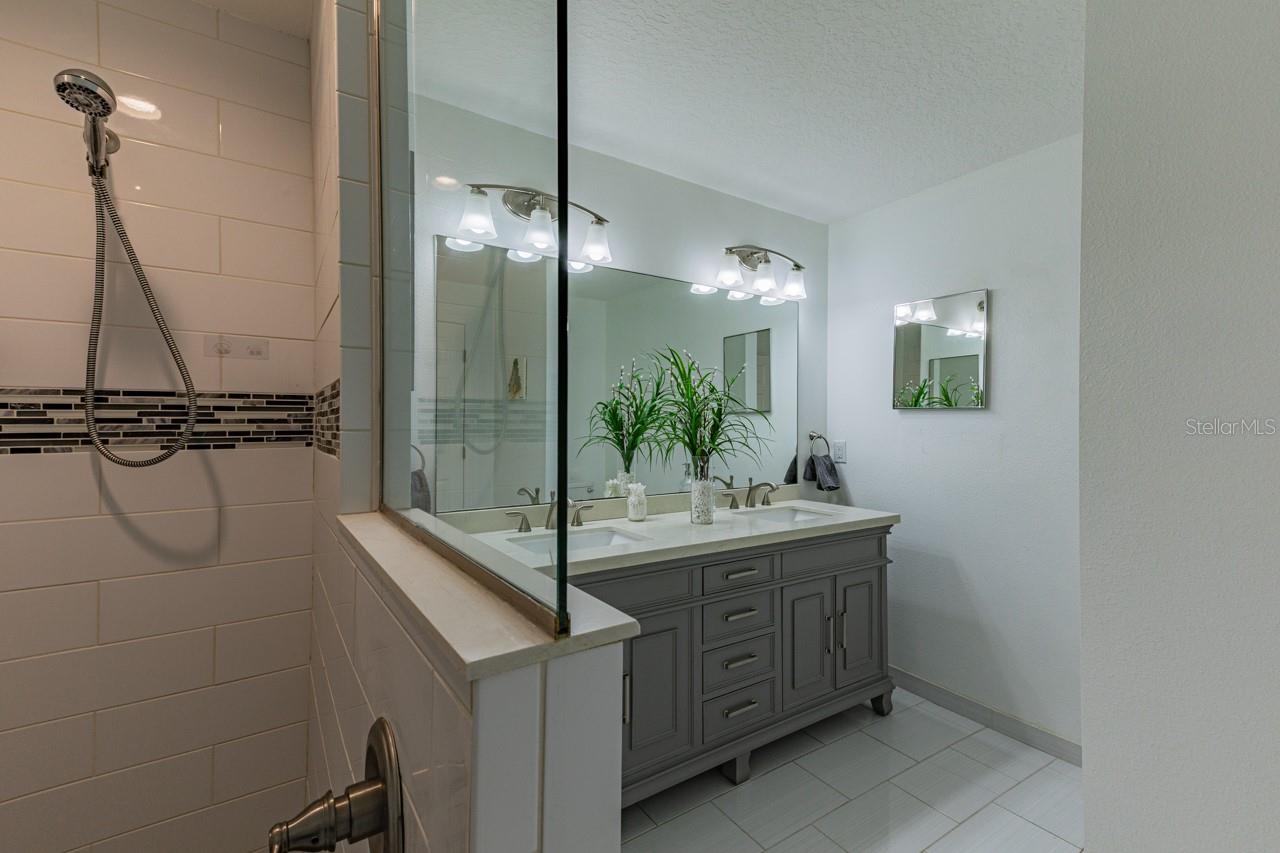 MAJESTIC OAKS - Residential