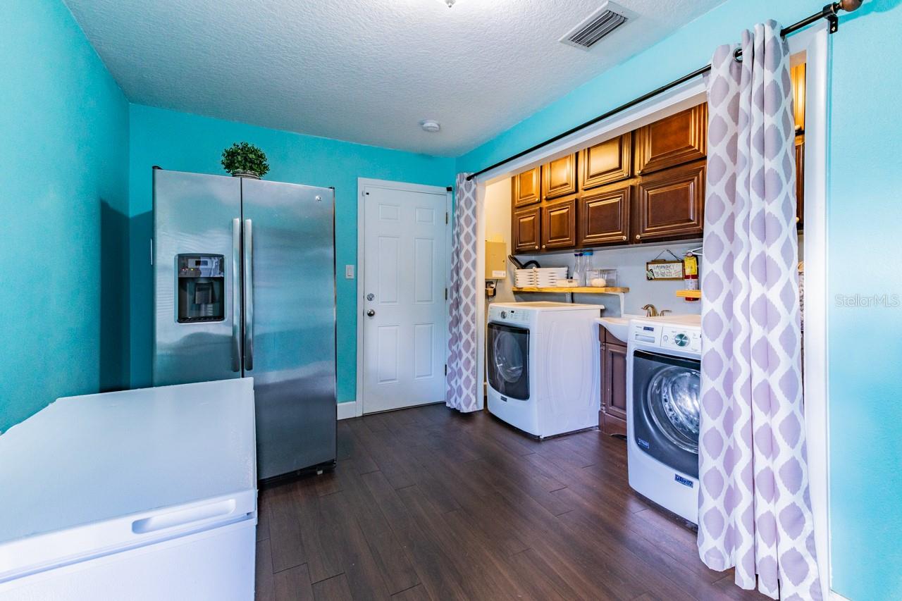 MAJESTIC OAKS - Residential