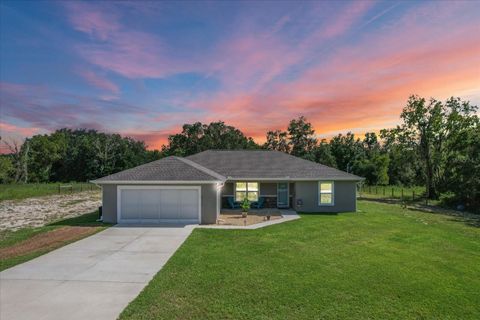 A home in DUNNELLON