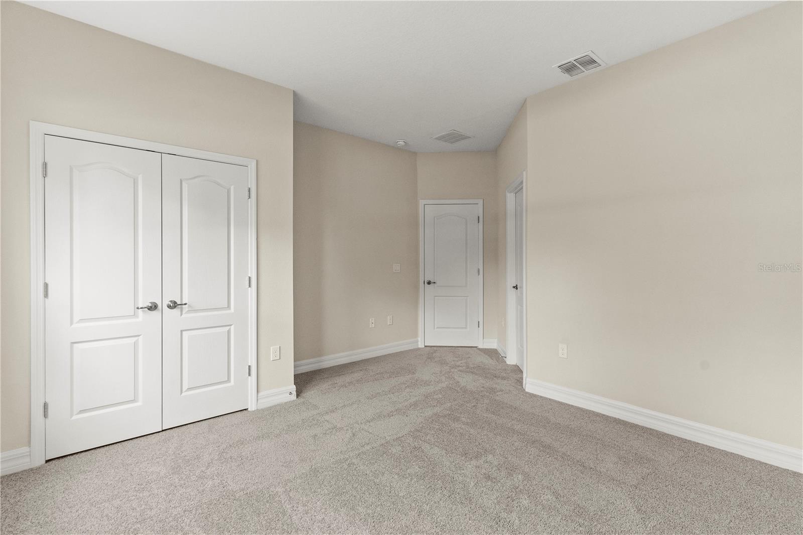 ARBORS OF LAKE HARRIS - Residential