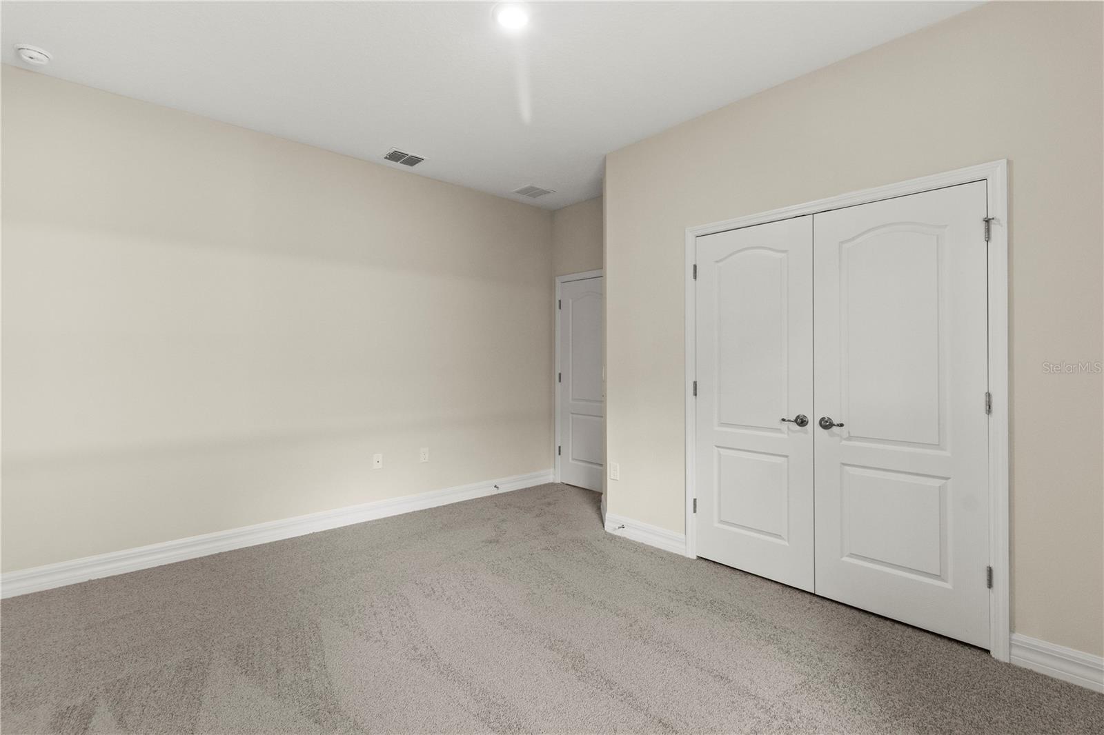 ARBORS OF LAKE HARRIS - Residential