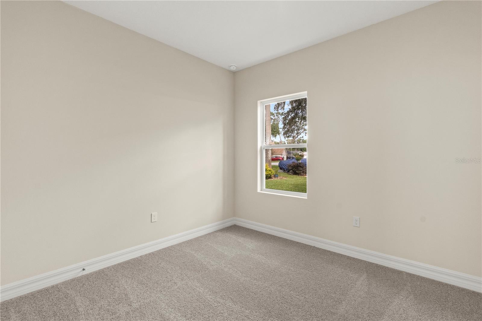 ARBORS OF LAKE HARRIS - Residential