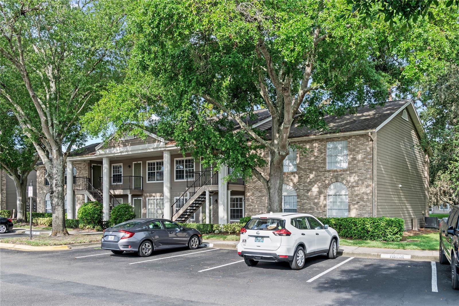 HUNTERS RESERVE A CONDO - Residential