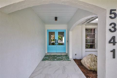 A home in SARASOTA