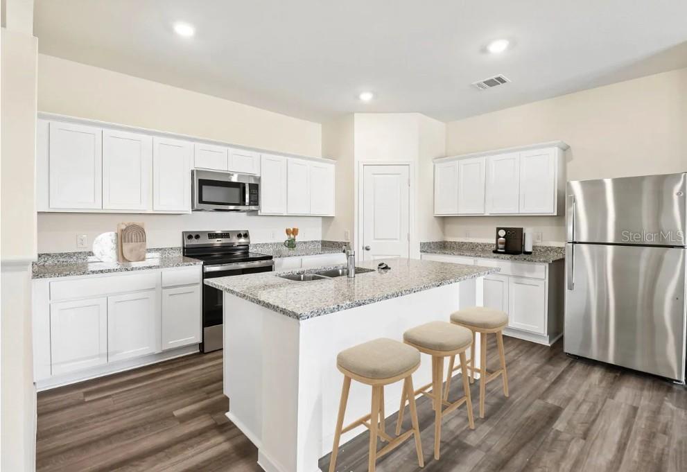 11231 ARNOLD LOOP