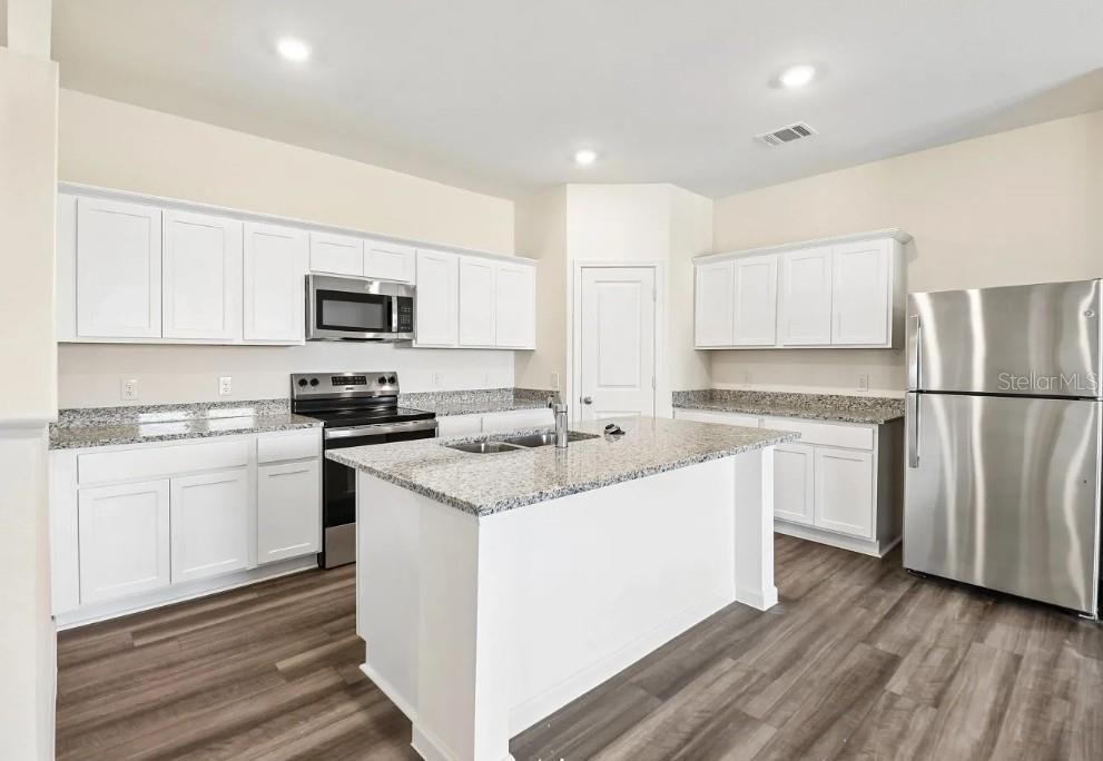 Photo of 11231 Arnold Loop, San Antonio, FL 33576 (MLS # TB8549253)