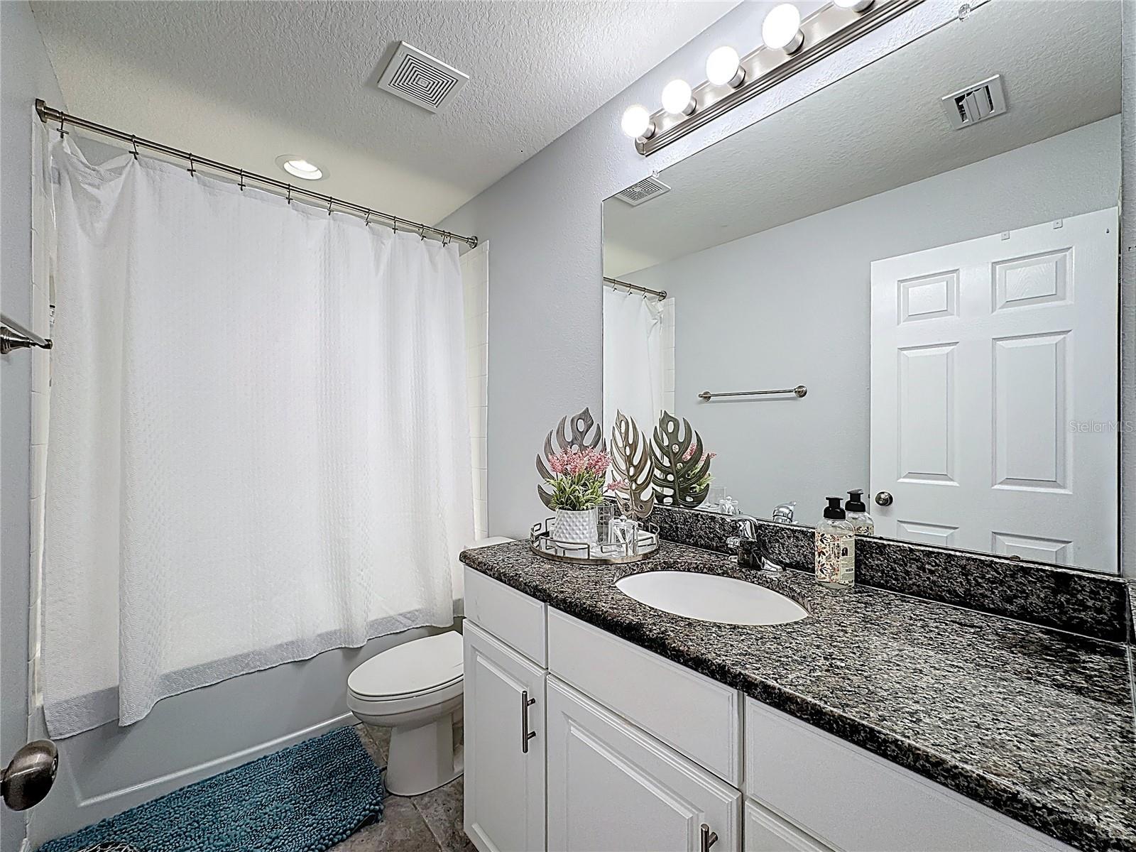 OAK CREEK PRCL 8 PH 1 - Residential