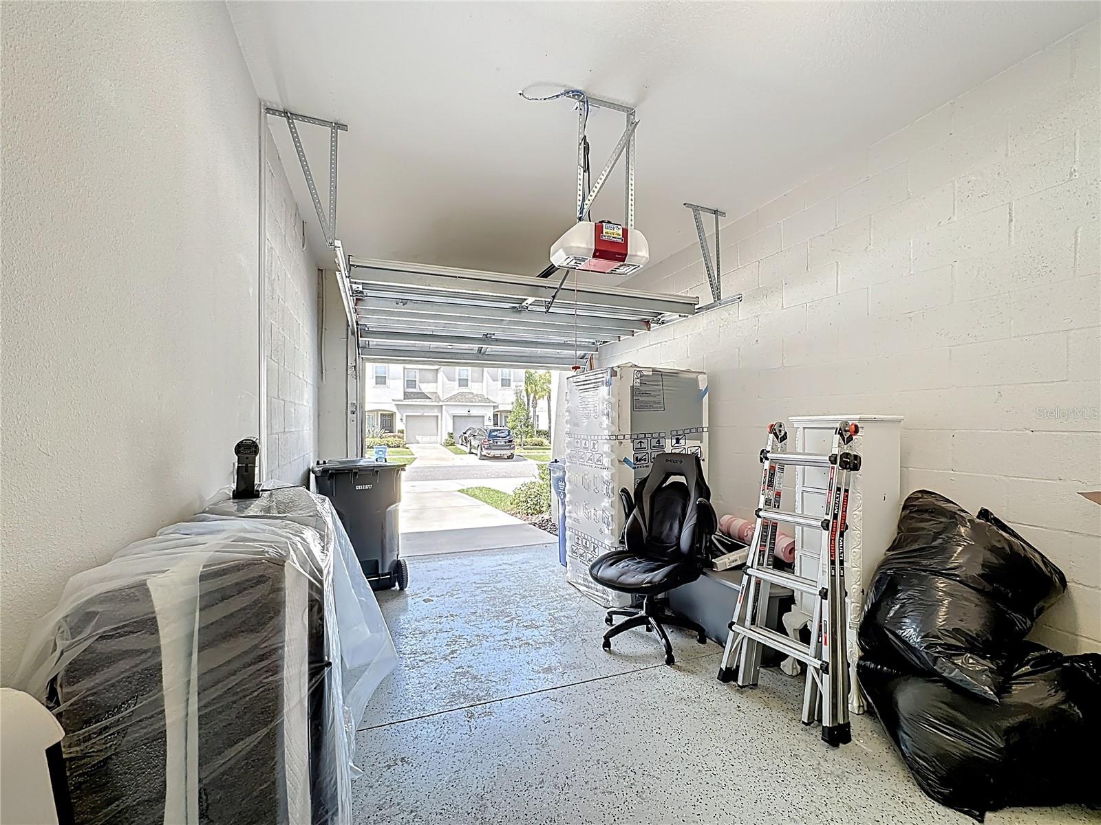 OAK CREEK PRCL 8 PH 1 - Residential