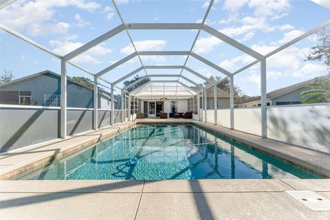 A home in LAKE WALES