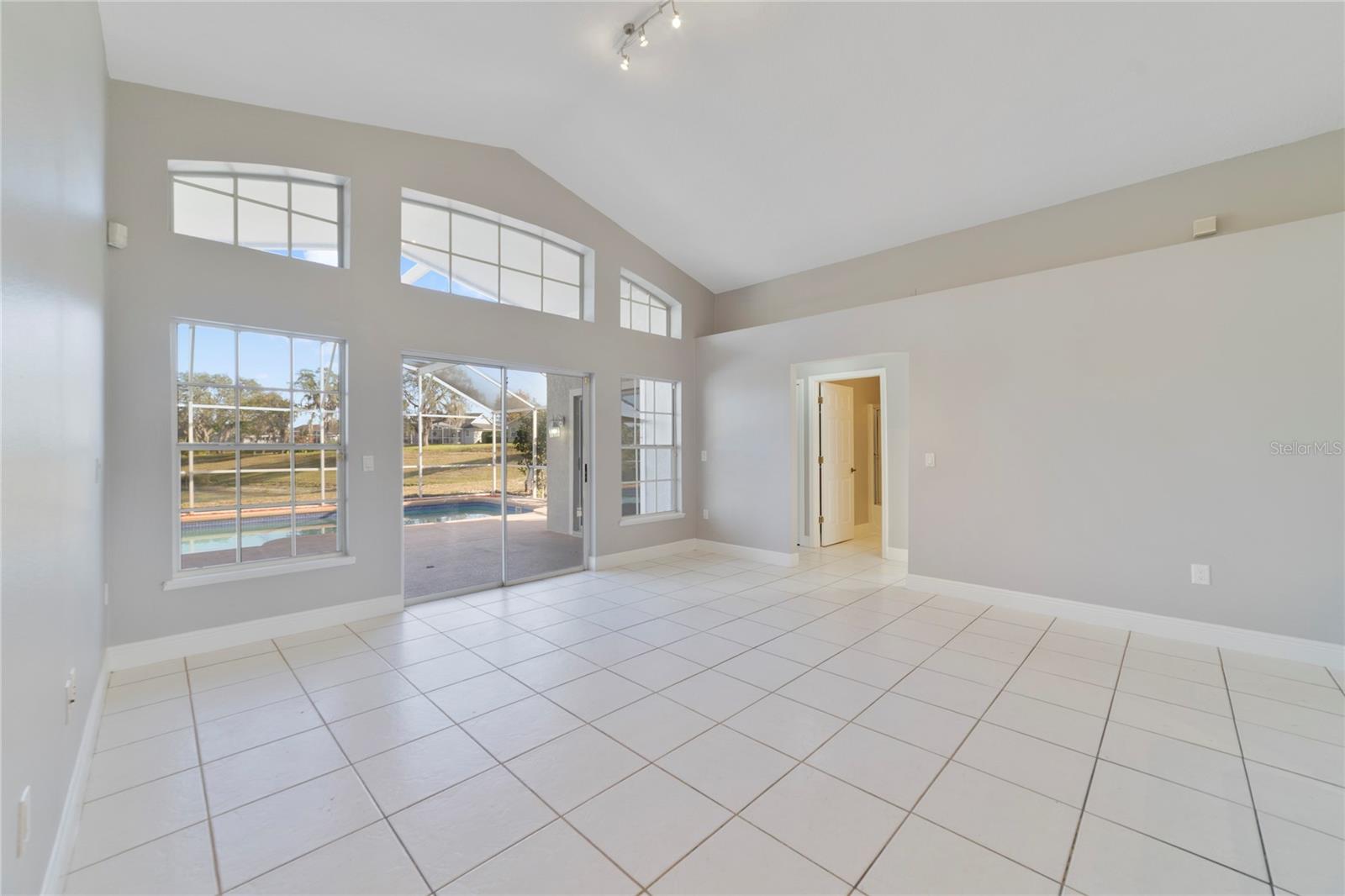 SUNRIDGE WOODS PH 03 - Residential