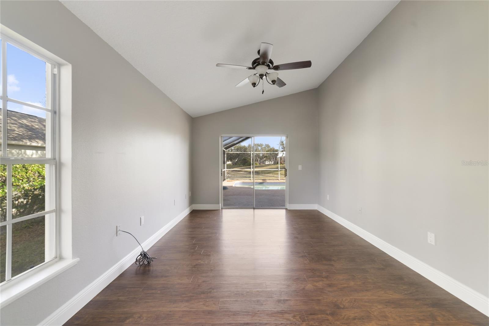 SUNRIDGE WOODS PH 03 - Residential